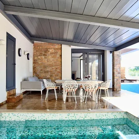 #Villa Olivia By Halu! Villas سيفيري