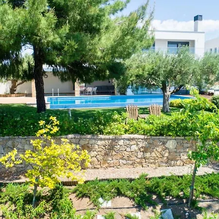 #Villa Olivia By Halu! Villas فيلة سيفيري